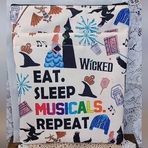NEW FEELMEM WICKED THE MUSICAL BOOK SLEEVE/STORAGE BAG ZIPPER + FRONT POUCH